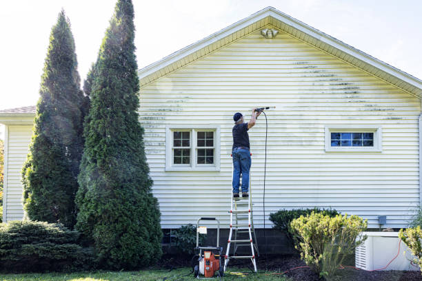 Best Animal Enclosure Cleaning  in Freemansburg, PA